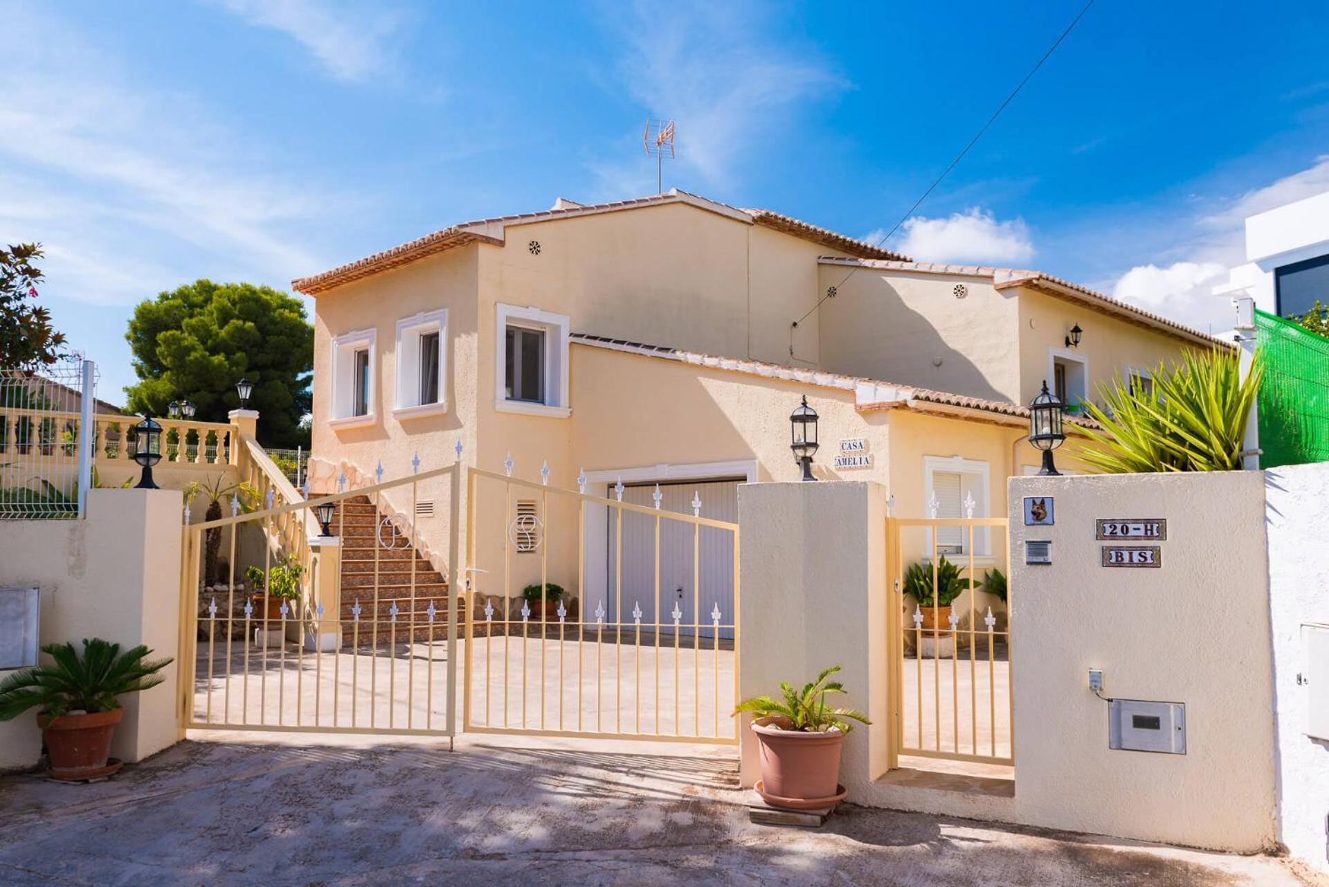 Villa Amelia - Plusholidays Кальпе Экстерьер фото